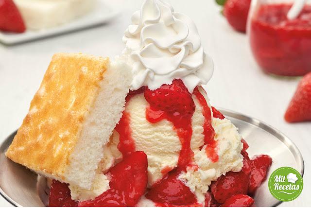 Pastel de fresas con crema