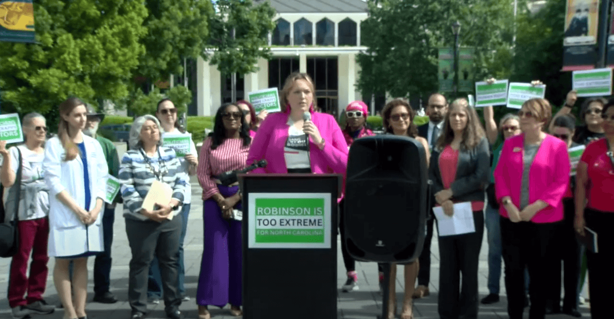 Defensores del aborto realizaron una conferencia de prensa para conmemorar el primer aniversario de la SB20