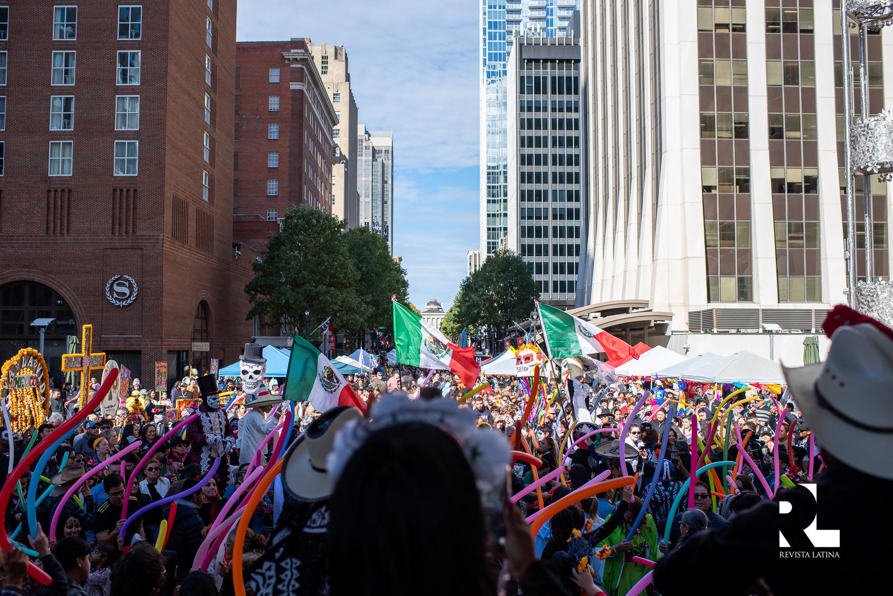 Celebración del Día de los Muertos con Revista Latina en Raleigh, Carolina del Norte