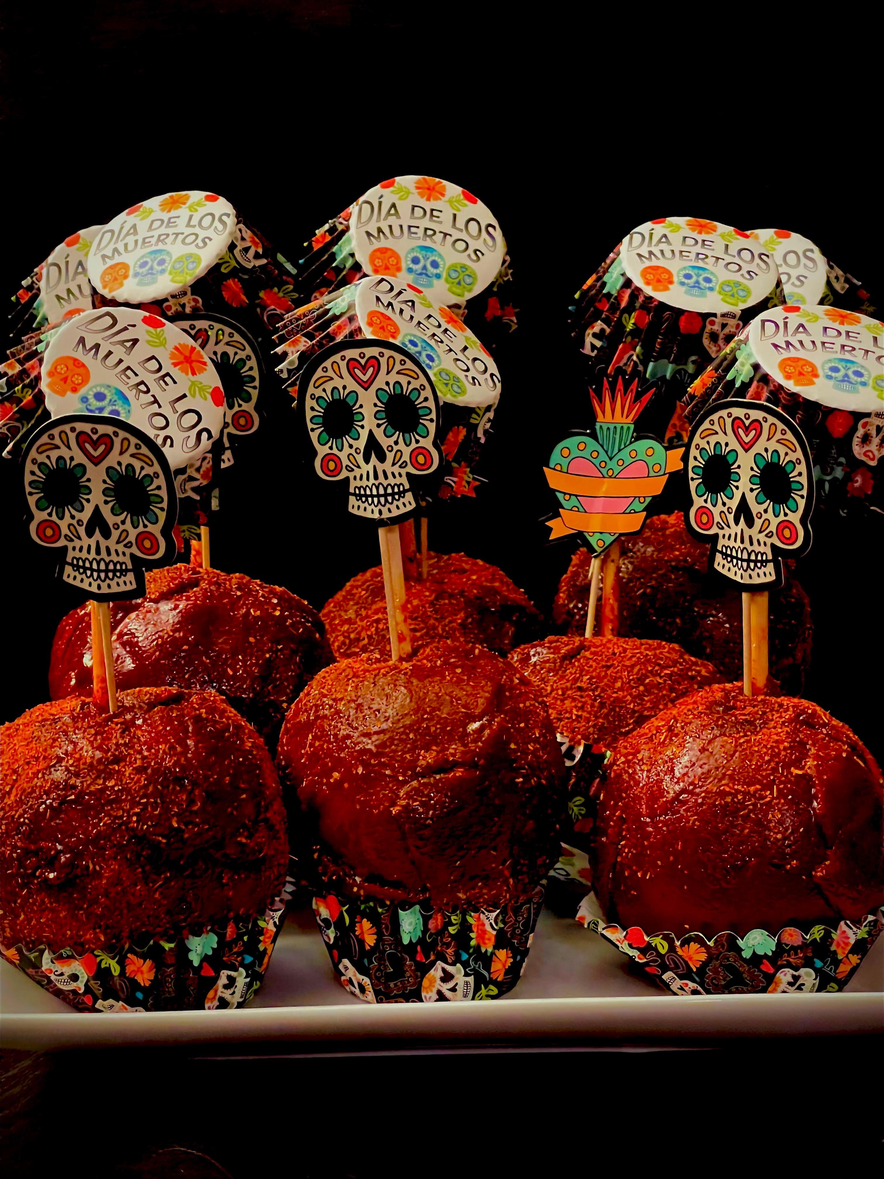 Hollywood Treats N More
