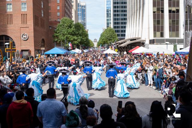 Momentos del Día de los Muertos 2024 — Downtown Raleigh