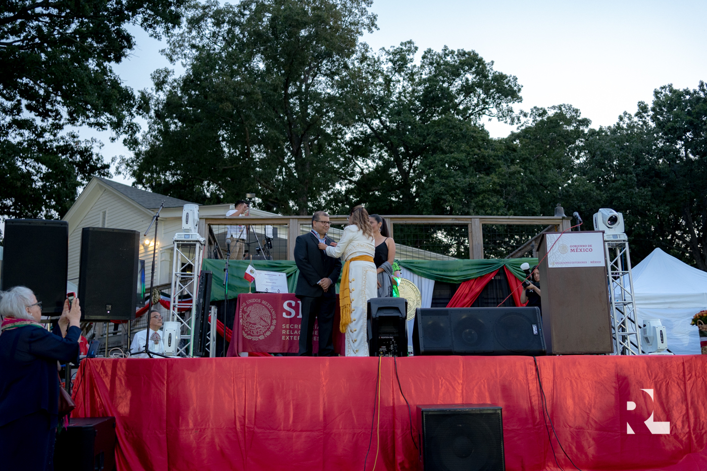 Entrega Premio Ohtli 2022 a Revista Latina