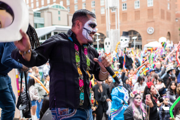 Día de Muertos con Revista Latina: Una Celebración Tradicional Mexicana en el Corazón de Raleigh