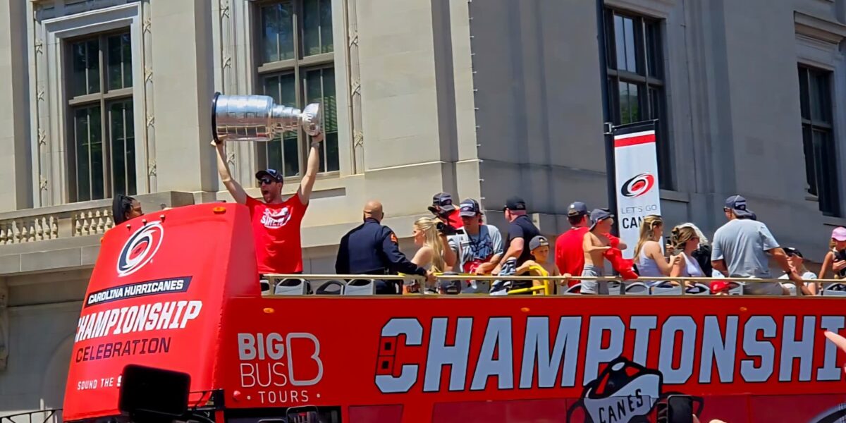 Carolina Hurricanes 2026: una segunda Copa Stanley que unió a todo Carolina del Norte
