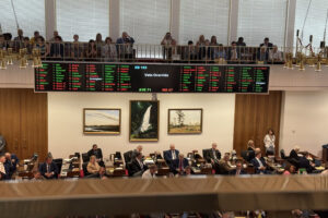 La anulación del veto a la ley de inmigración- SB153